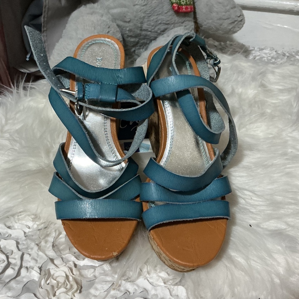 Womens shoes